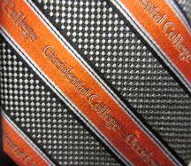 NECKTIE OCCIDENTAL COLLEGE PRINT IN ORANGE DIAGONAL